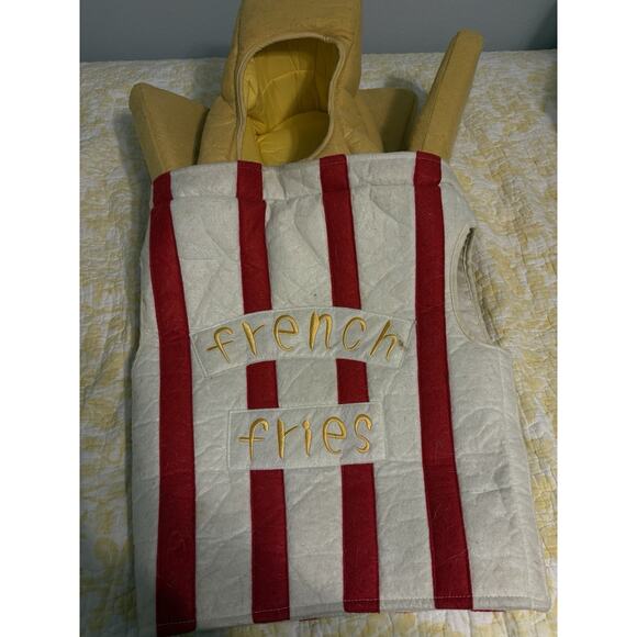 POTTERY BARN KIDS French Fries COSTUME 2T-3T RARE Discontinued Halloween Funny - Picture 1 of 11